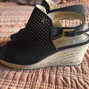 Liz Claiborne Black Wedge Sandals